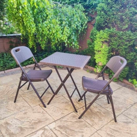 Set pliabil Bistro Rattan, masă pătrată 60x60cm și 2 scaune, Maro