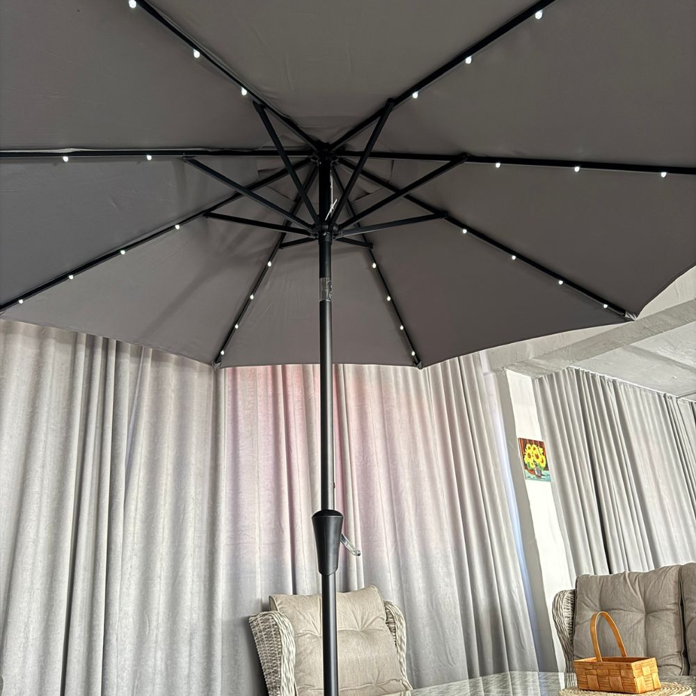 Umbrelă soare, cu iluminare,pe picior, diametru 2,7 m, Antracit